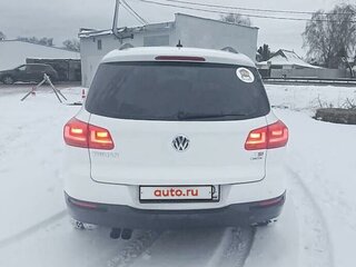 2014 Volkswagen Tiguan I Рестайлинг, белый, 1450000 рублей, вид 2