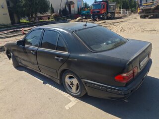 2001 Mercedes-Benz E-Класс 200 II (W210, S210) Рестайлинг, синий, 280000 рублей, вид 5