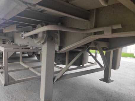 1989 Fruehauf Fruehauf, красный, 225000 рублей, вид 3