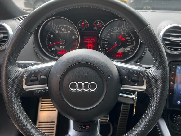 2007 Audi TT II (8J), чёрный, 2100000 рублей - вид 9