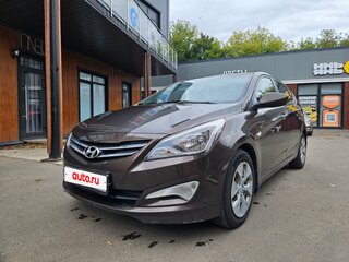 2016 Hyundai Solaris I Рестайлинг, коричневый, 753000 рублей, вид 3