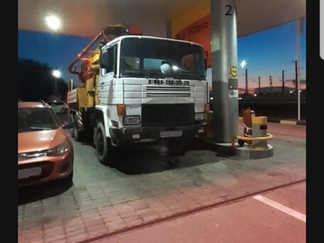 1989 Iveco Trakker, белый, 4800000 рублей, вид 1