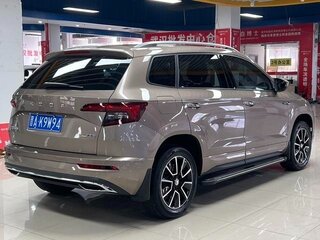 2022 Skoda Karoq DSG7 I, коричневый, 2100000 рублей, вид 4