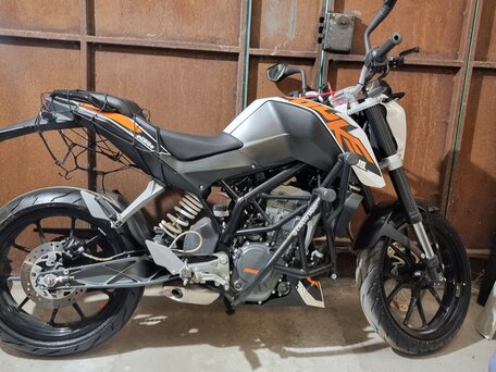 2014 KTM 200 Duke, белый, 200000 рублей, вид 2