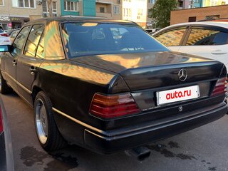 1989 Mercedes-Benz W124 230 4-speed, чёрный, 200000 рублей, вид 4