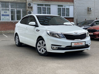 2015 Kia Rio III Рестайлинг, белый, 1450000 рублей, вид 2