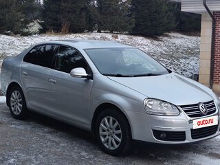 2010 Volkswagen Jetta V, серебристый, 1100000 рублей, вид 5