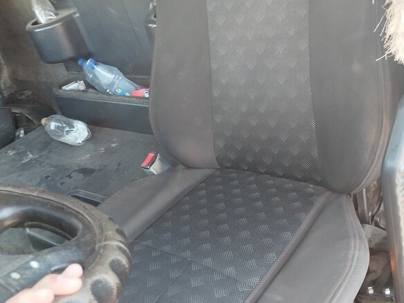 2012 Iveco Trakker, красный, 1500000 рублей - вид 10