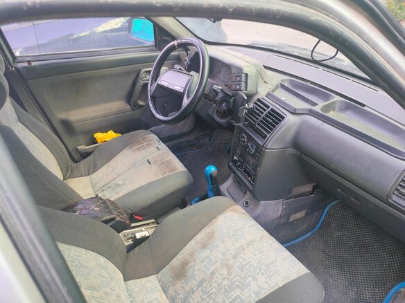 2002 Lada (ВАЗ) 2111, серебристый, 100000 рублей - вид 6