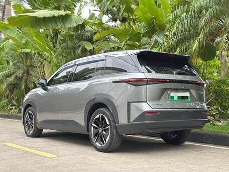 2025 Toyota bZ3X 50 kWh, серый, 2194000 рублей, вид 4