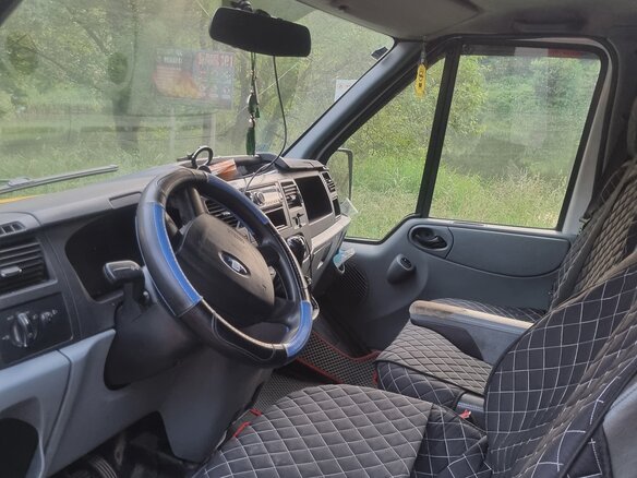 2010 Ford Transit, жёлтый, 800000 рублей - вид 5