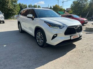 2021 Toyota Highlander IV (XU70), белый, 6500000 рублей, вид 1