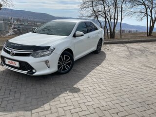 2018 Toyota Camry VII (XV50) Рестайлинг 2, белый, 2580000 рублей, вид 1