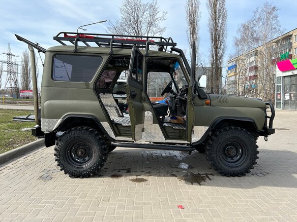 1992 УАЗ 31512, зелёный, 900000 рублей - вид 2