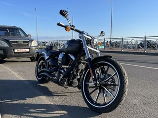2016 Harley-Davidson Breakout, чёрный, 1990000 рублей, вид 4