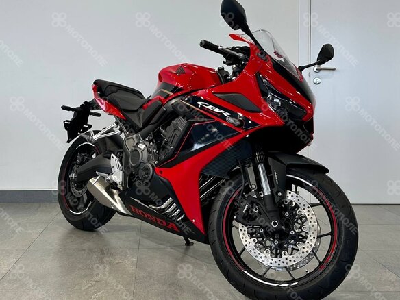 2026 Honda CBR 650R, красный, 1749900 рублей - вид 7