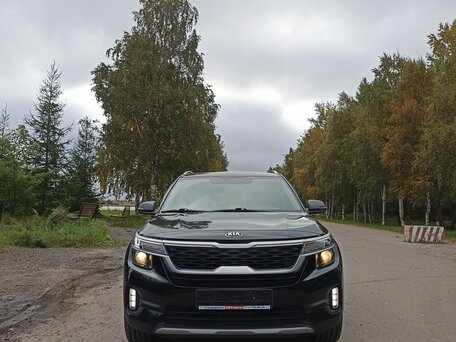 2020 Kia Seltos I, чёрный, 2100000 рублей, вид 2