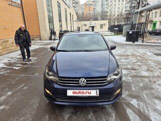 2017 Volkswagen Polo V Рестайлинг, синий, 1050000 рублей, вид 1