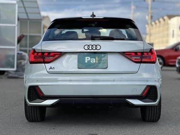 2025 Audi A1 citycarver II (GB), серебристый, 1400000 рублей - вид 2
