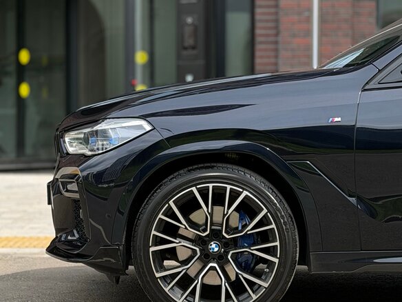 2021 BMW X6 30d III (G06), чёрный - вид 4
