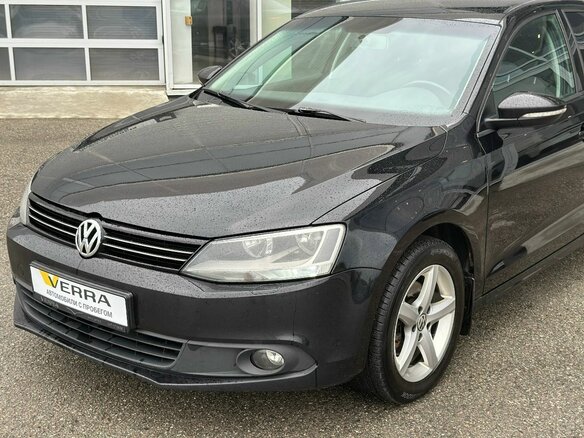 2012 Volkswagen Jetta VI, чёрный - вид 11