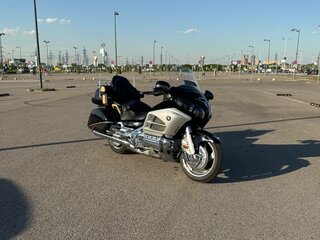 2012 Honda GL 1800 Gold Wing, серебристый, 1999000 рублей, вид 4