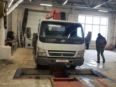 2013 Fuso (Mitsubishi) Canter, белый, 4200000 рублей, вид 5