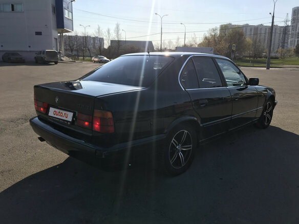 1992 BMW 5 серии 525i III (E34), чёрный - вид 3