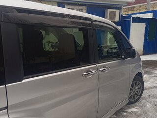 2015 Honda Stepwgn V, серый, 2000000 рублей, вид 2