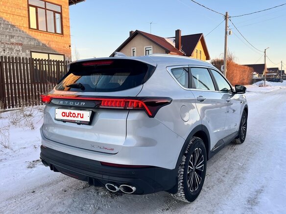 2024 Jetour X70+ I Рестайлинг, серый, 2650000 рублей - вид 4