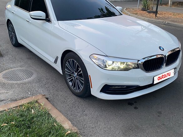 2018 BMW 5 серии 530i VII (G30/G31/G38), белый, 3170000 рублей - вид 3