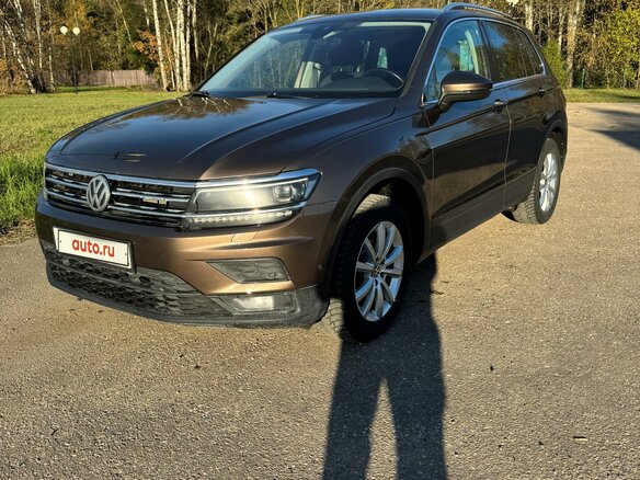 2019 Volkswagen Tiguan II, коричневый, 2200000 рублей