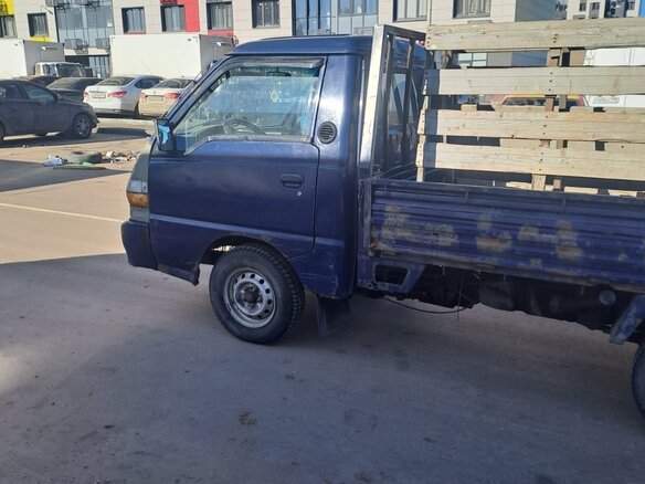 2005 Hyundai H100, синий, 449000 рублей - вид 4