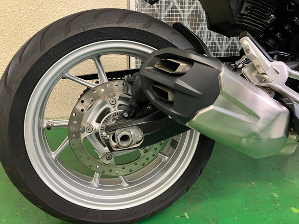 2020 BMW F 900 R, чёрный, 950000 рублей - вид 5
