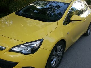 2011 Opel Astra GTC J Рестайлинг, жёлтый, 1800000 рублей, вид 5