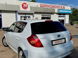 2008 Kia Ceed I, белый, 740000 рублей, вид 4