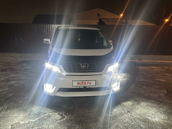 2009 Toyota Vellfire I, белый, 2520000 рублей - вид 1