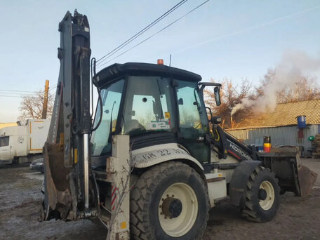 2013 Hitachi LX80, 6100000 рублей, вид 2