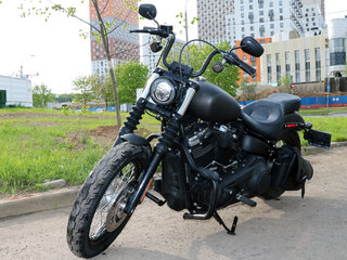 2019 Harley-Davidson Street Bob, серый, 1250000 рублей, вид 1
