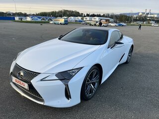 2017 Lexus LC 500 I, белый, 12500000 рублей, вид 1