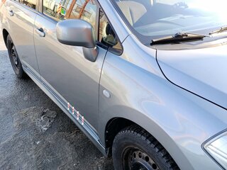 2011 Nissan Tiida I Рестайлинг, серый, 850000 рублей, вид 3