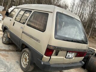 1990 Toyota MasterAce Surf, коричневый, 100000 рублей, вид 3