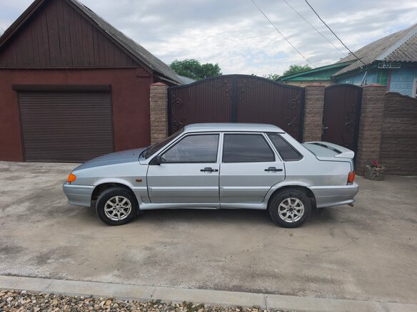 2007 Lada (ВАЗ) 2115, серебристый, 230000 рублей - вид 6