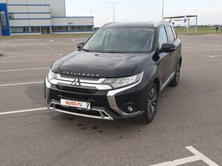 2018 Mitsubishi Outlander III Рестайлинг 3, чёрный, 2258752 рублей, вид 1