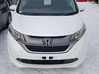2017 Honda Freed II, белый, 1520000 рублей, вид 1