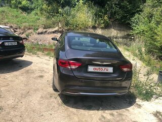 2015 Chrysler 200 II, серый, 1140000 рублей, вид 3