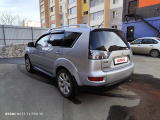 2009 Mitsubishi Outlander II Рестайлинг, серый, 1090000 рублей, вид 4