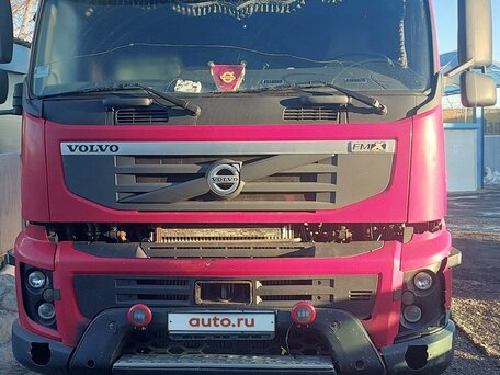 2013 Volvo FM, красный, 4000000 рублей, вид 1