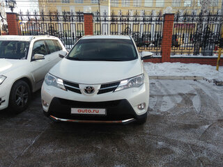 2015 Toyota RAV4 IV (XA40), белый, 1750000 рублей, вид 1