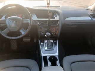 2010 Audi A4 IV (B8), серебристый, 1300000 рублей, вид 5